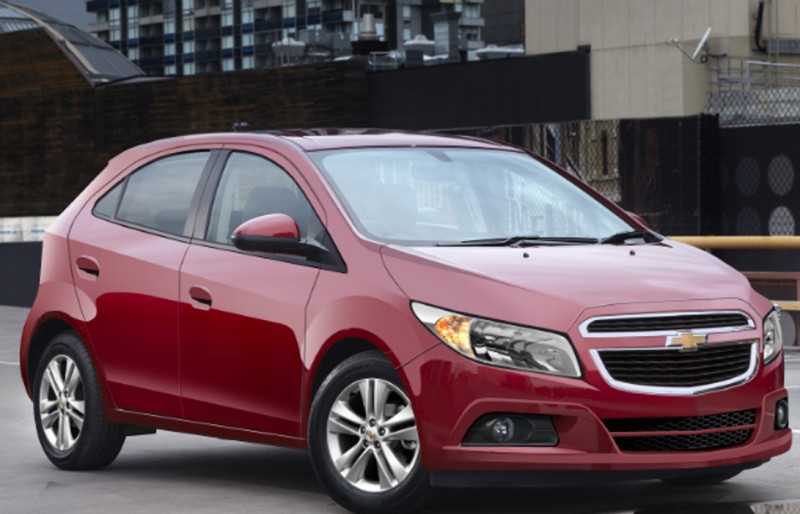 Chevrolet Onix Aventureiro