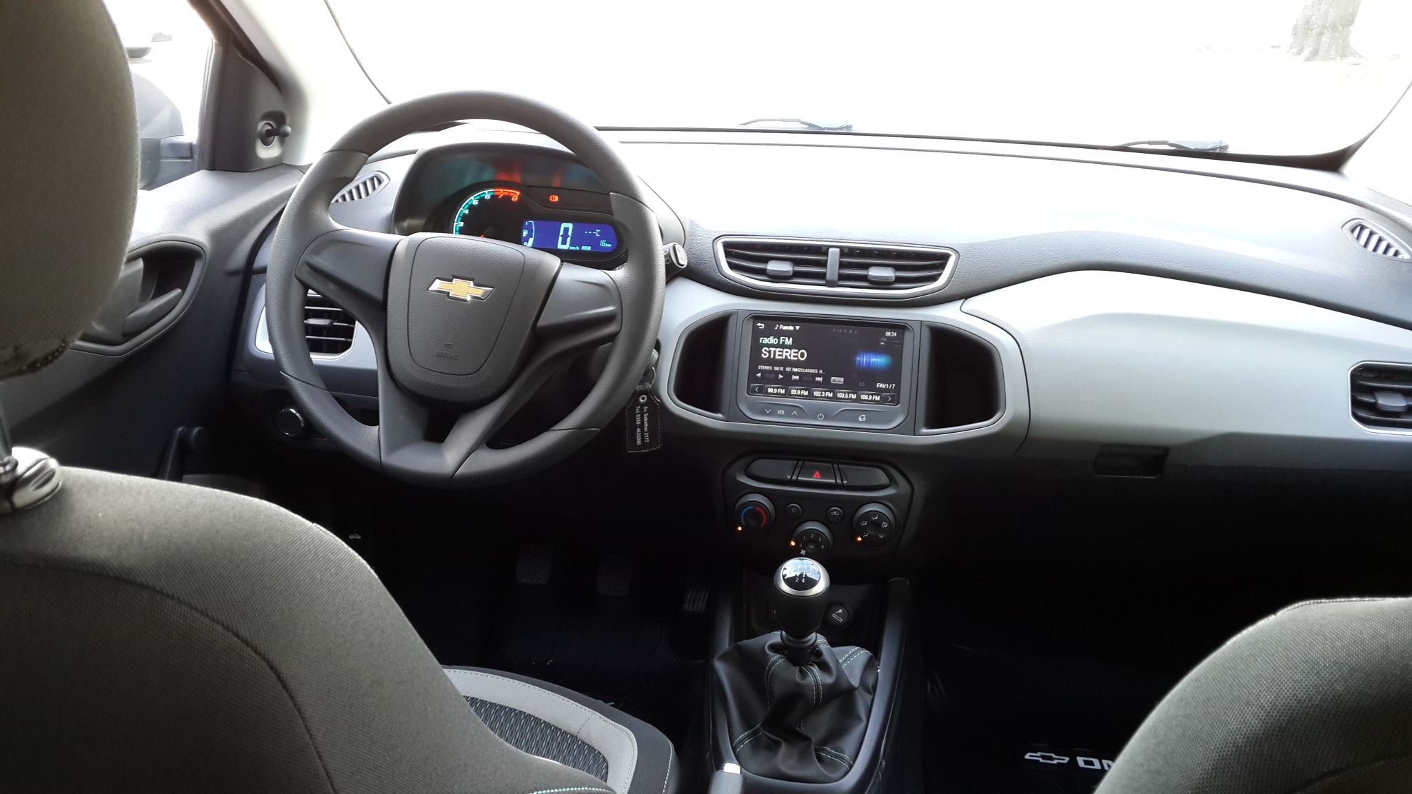 Chevrolet Onix Lt