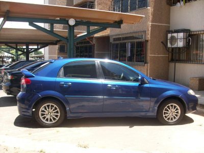 Chevrolet Optra Hatchback 2008