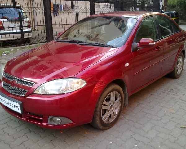 Chevrolet Optra Red