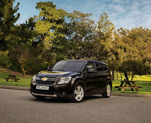 Chevrolet Orlando Black