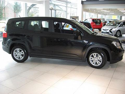 Chevrolet Orlando Black