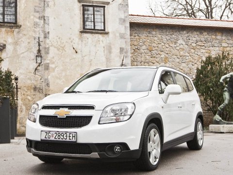 Chevrolet Orlando White