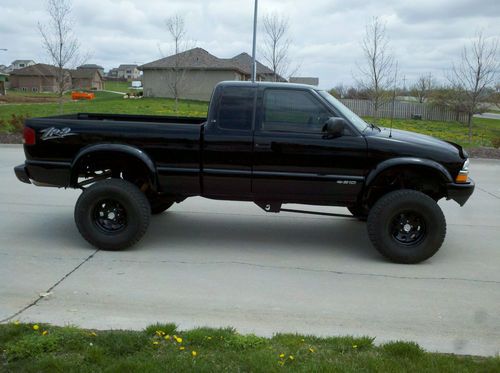 2002 Chevrolet S10 Zr2