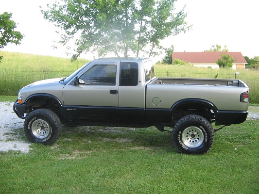 2002 Chevrolet S10 Zr2