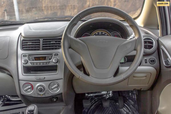 Chevrolet Sail Red