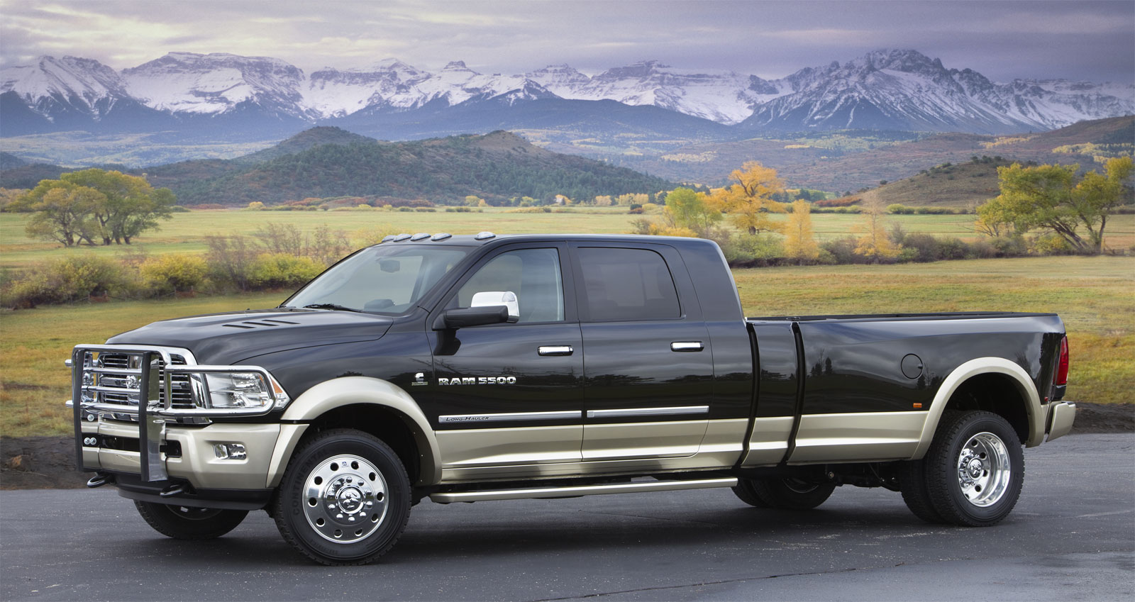 Chevrolet Silverado 5500