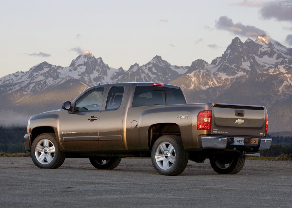 Chevrolet Silverado Extended Cab