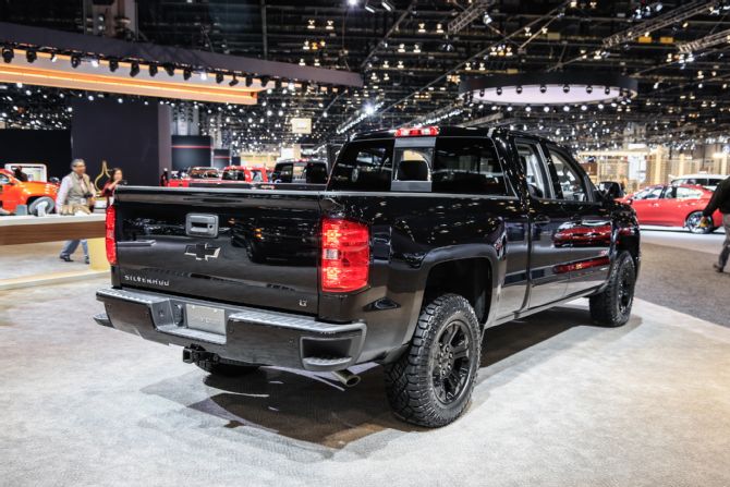 Chevrolet Silverado Midnight Edition