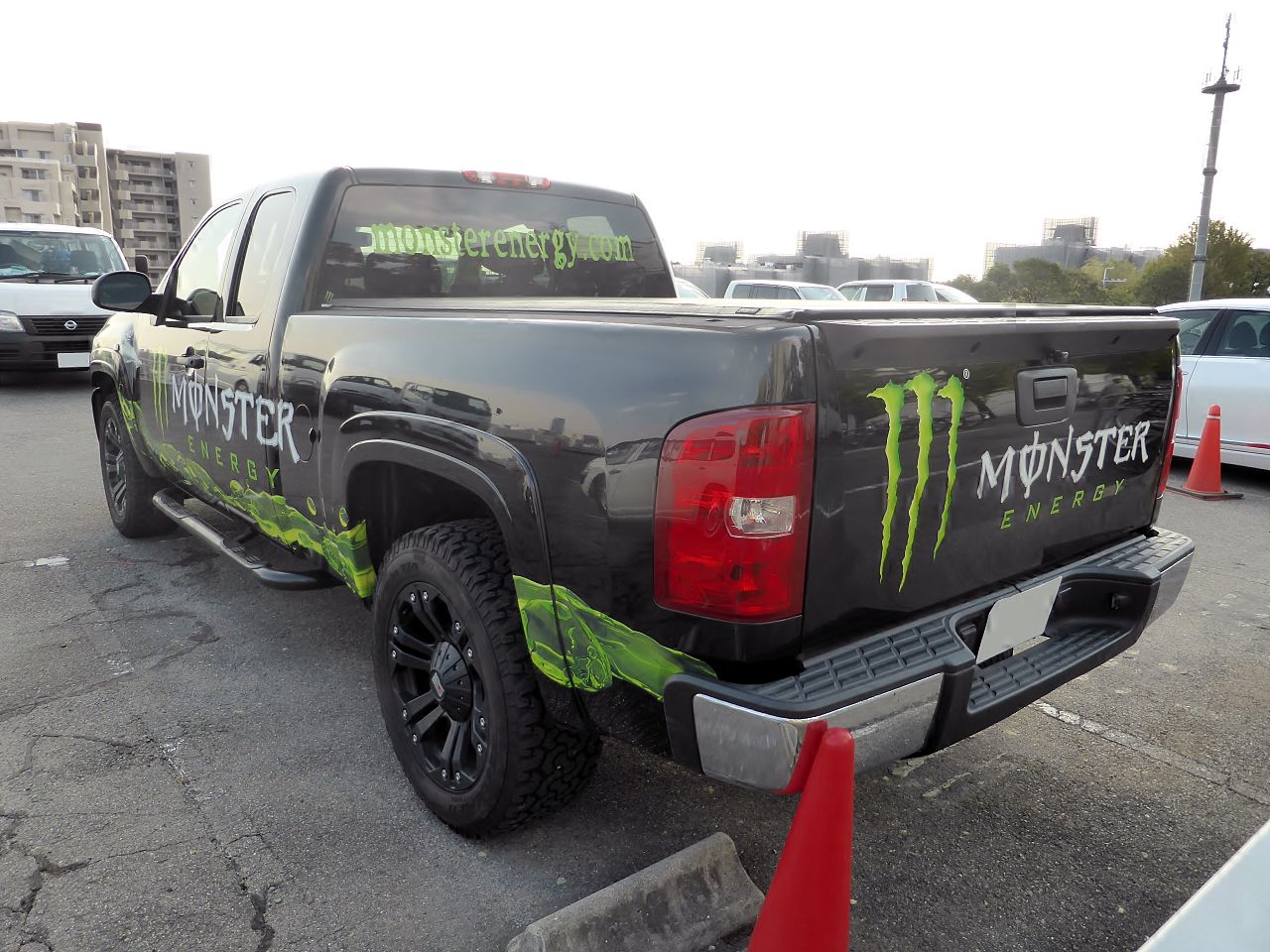 Chevrolet Silverado Monster Energy