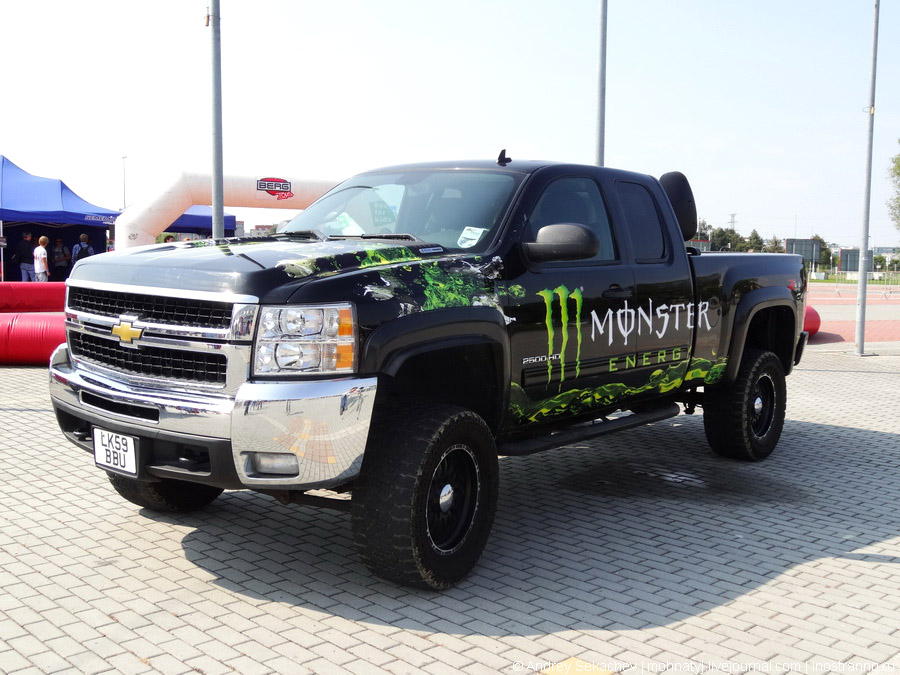 Chevrolet Silverado Monster Energy