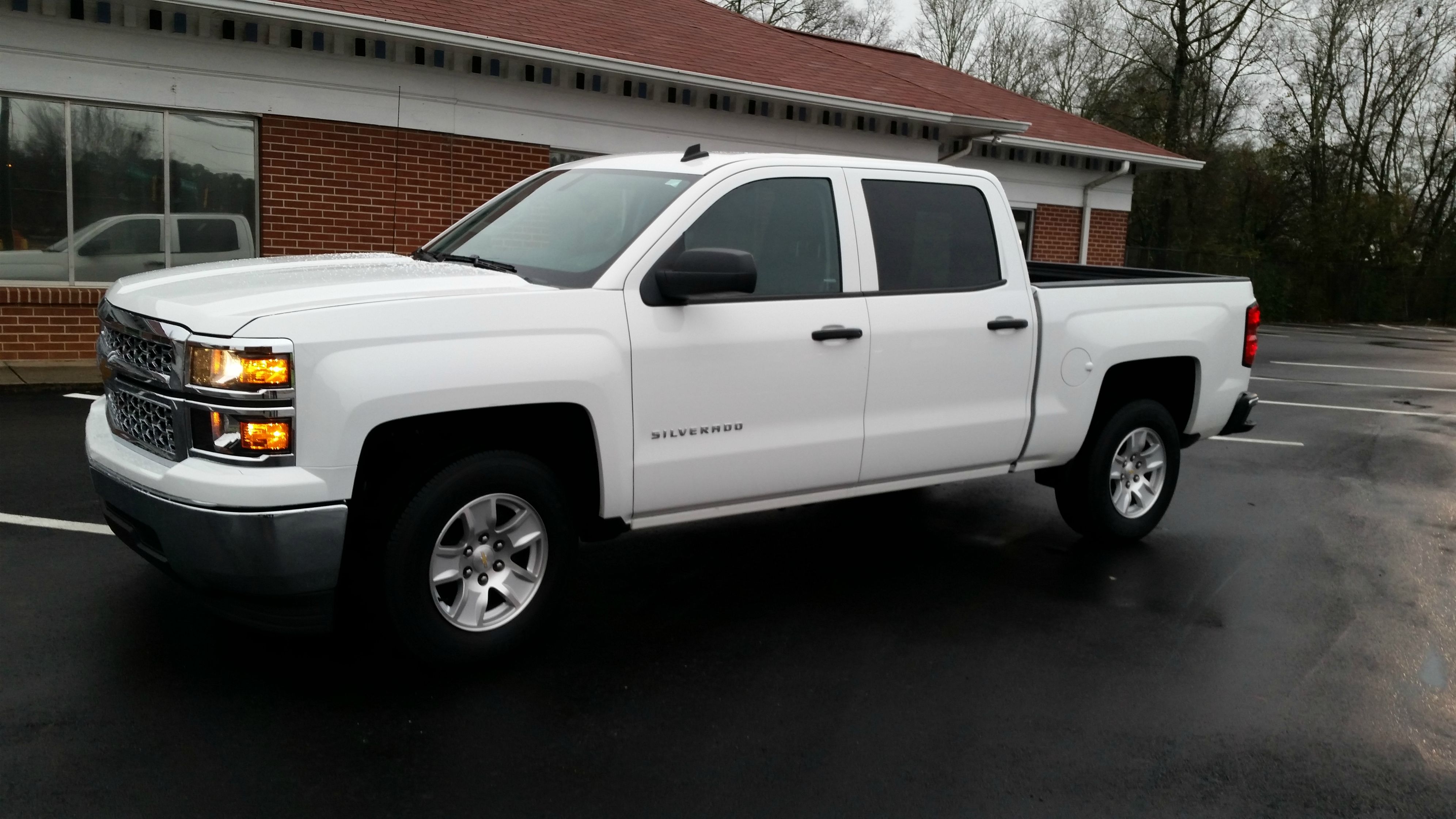 Chevrolet Silverado Sport