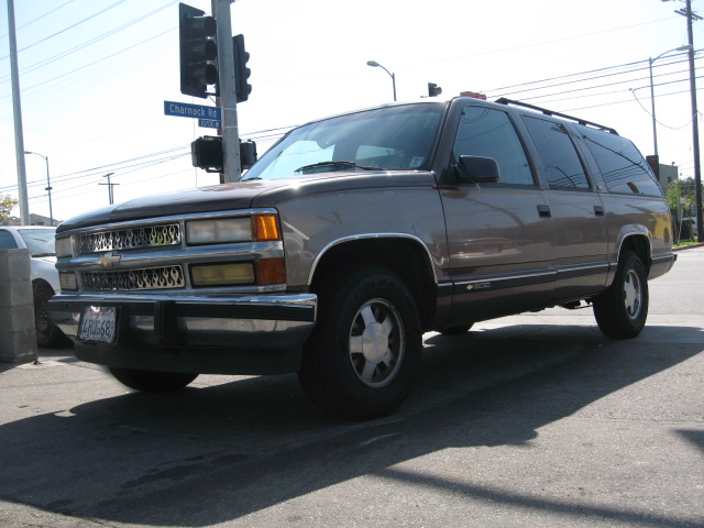 Chevrolet Silverado Suburban