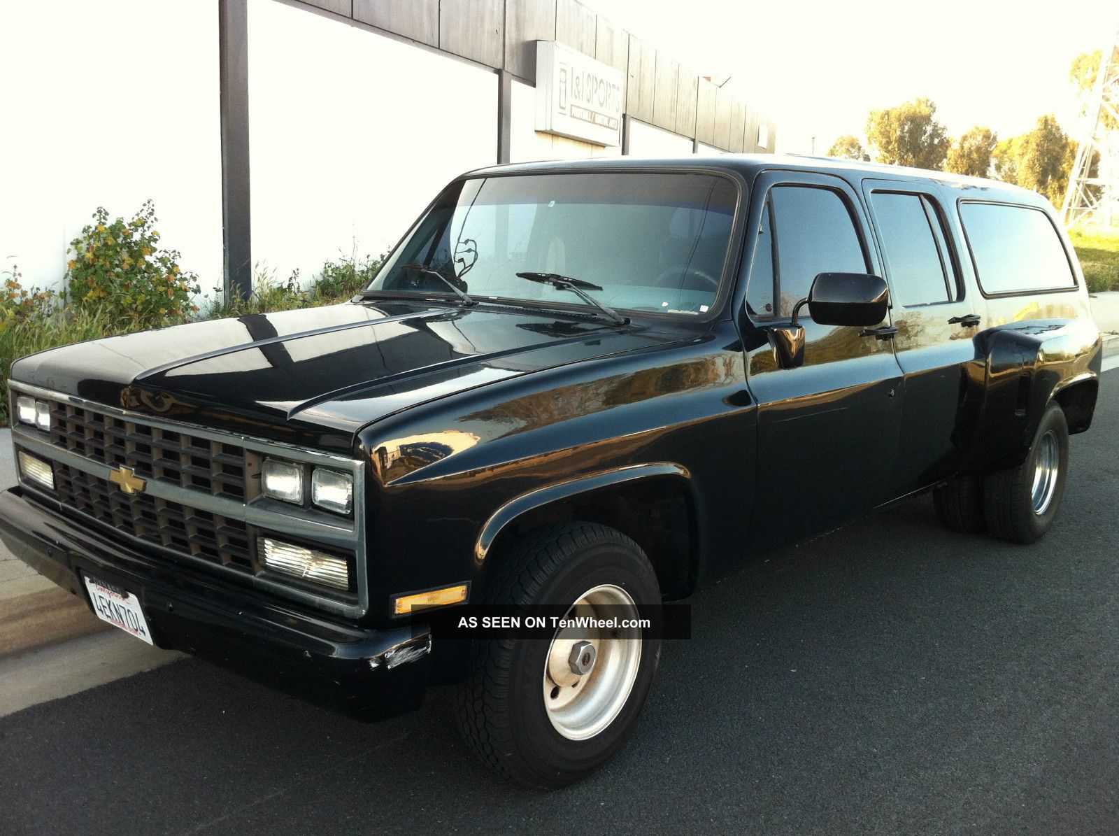 Chevrolet Silverado Suburban