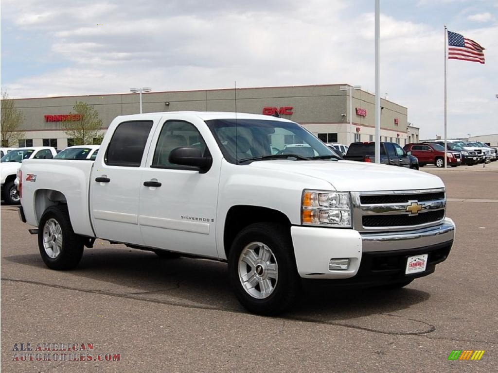 Chevrolet Silverado White Chevrolet Silverado White
