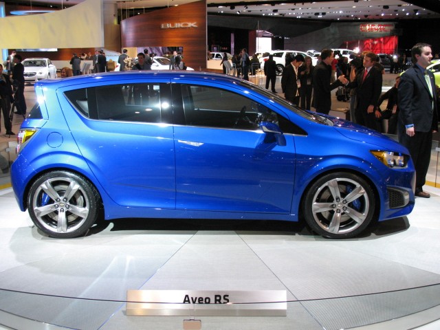 Chevrolet Sonic Blue
