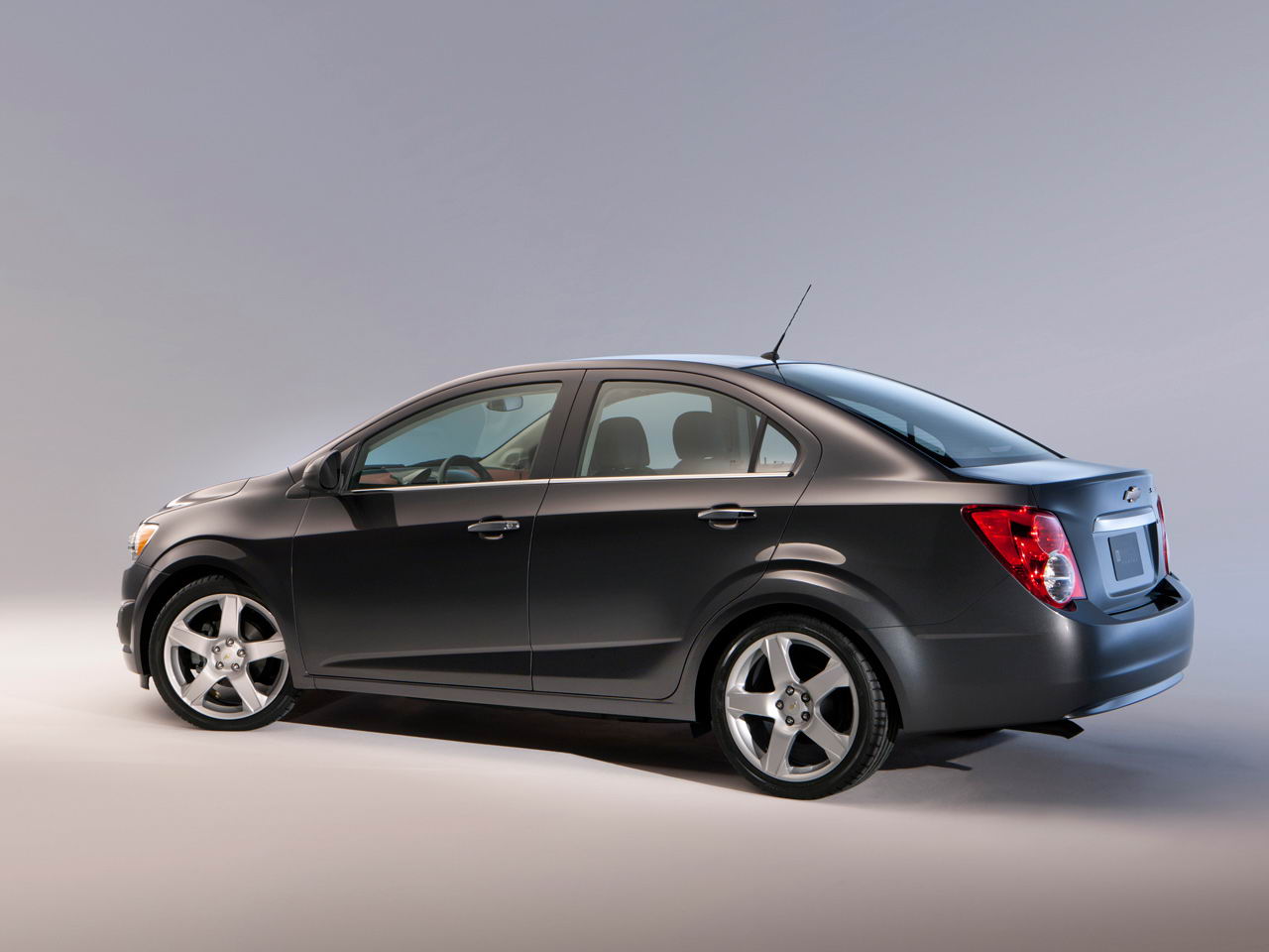 Chevrolet Sonic Ls