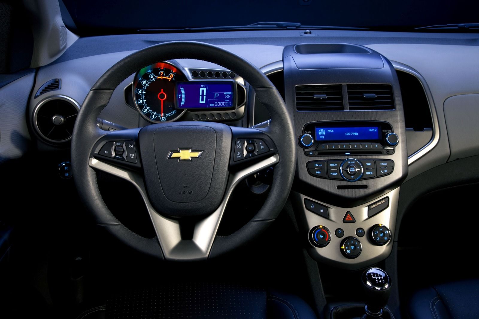 Chevrolet Sonic Ltz 2015