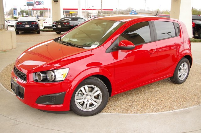 Chevrolet Sonic Red