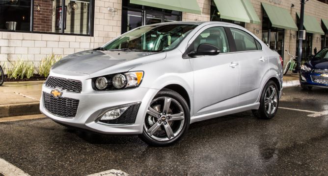 Chevrolet Sonic Turbo 2014