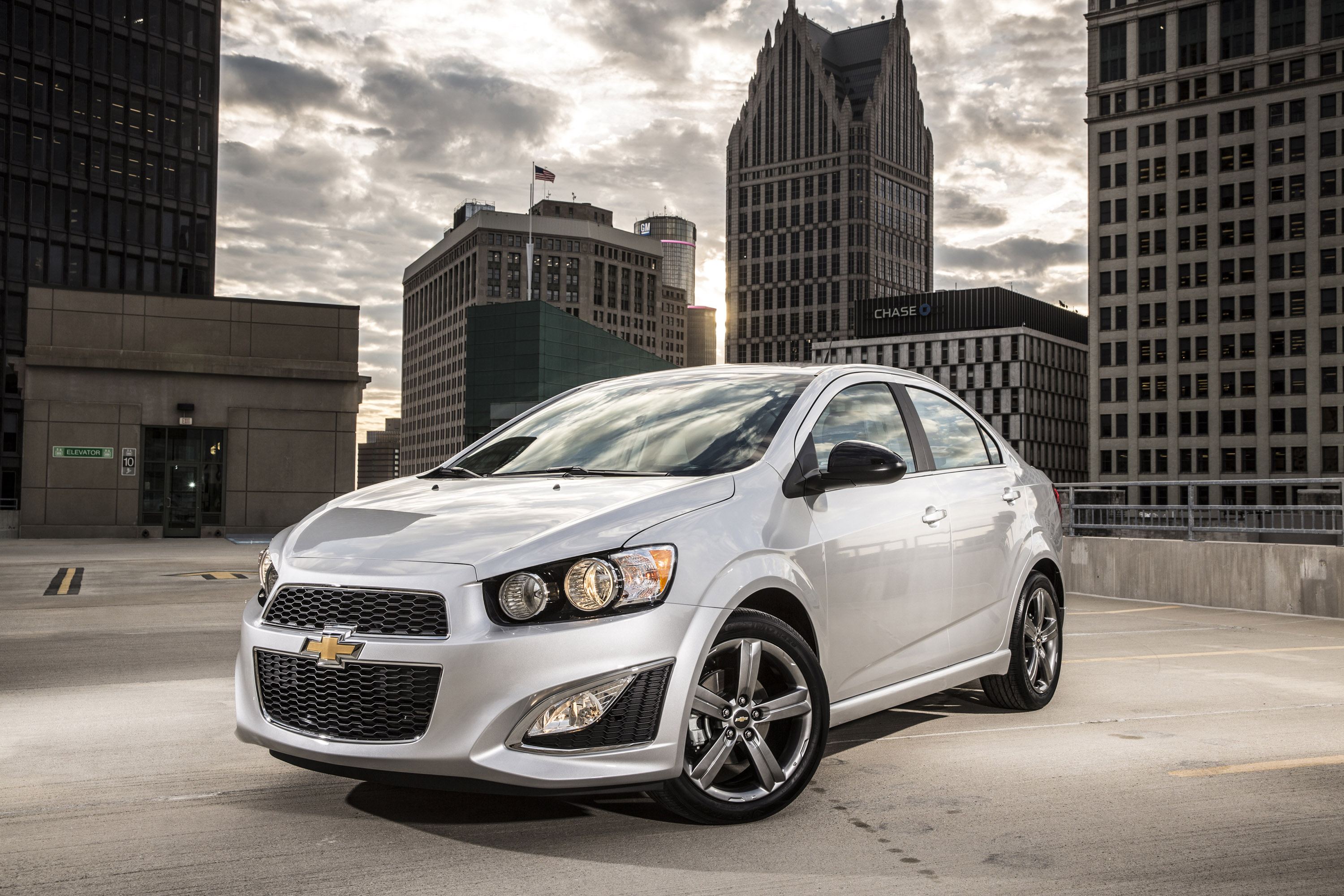 Chevrolet Sonic Turbo 2014
