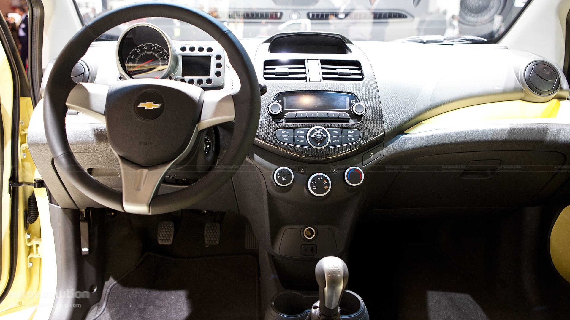 Chevrolet Spark 2012
