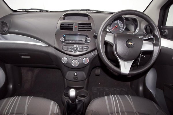 Chevrolet Spark 5dr