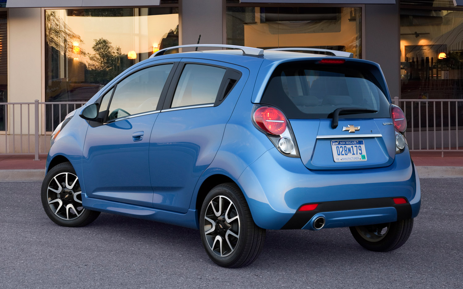 Chevrolet Spark Blue