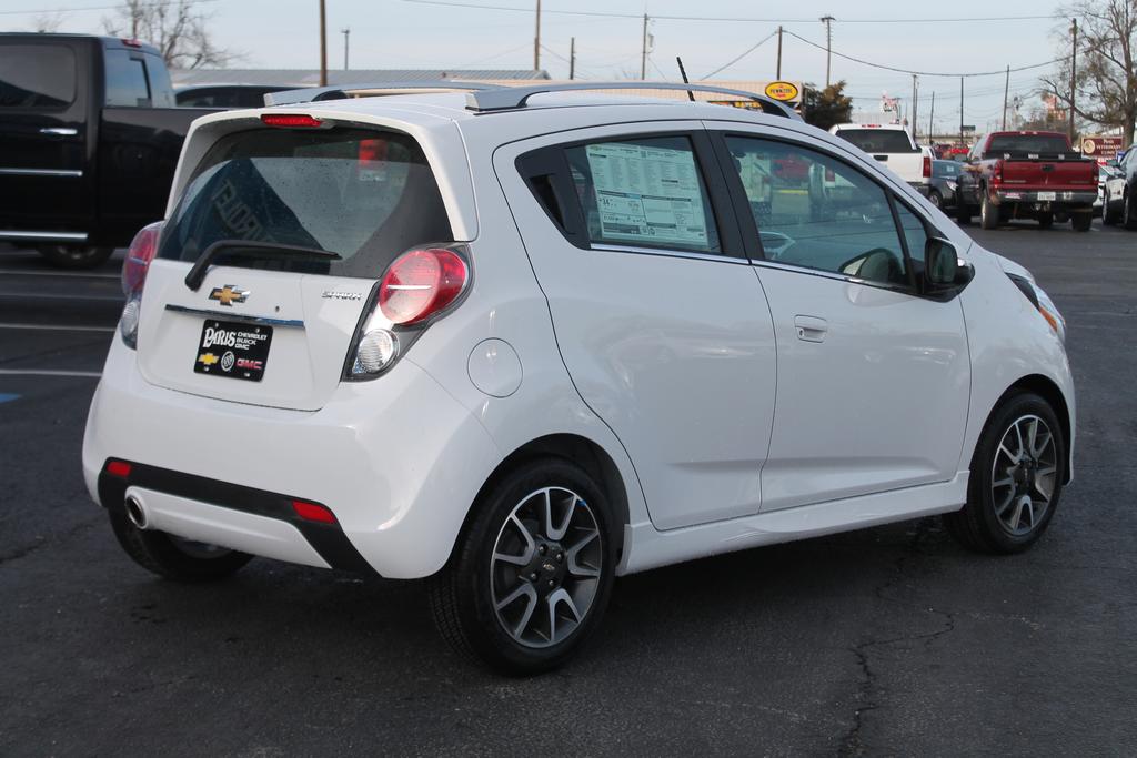 Chevrolet Spark White