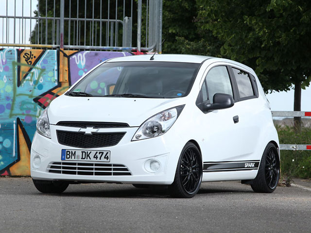 Chevrolet Spark White