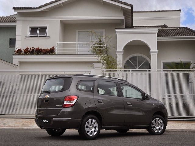 Chevrolet Spin 2016