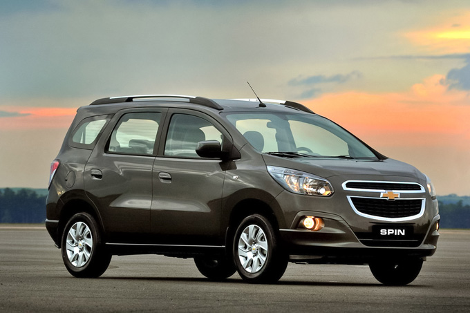 Chevrolet Spin Black