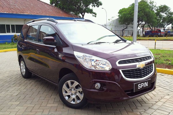 Chevrolet Spin Manual