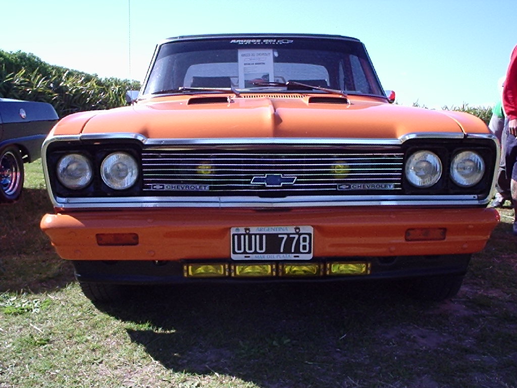 Chevrolet Ss 400