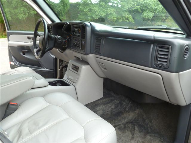Chevrolet Suburban 1500 Lt