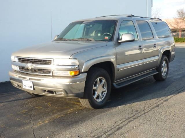 Chevrolet Suburban 1500 Lt
