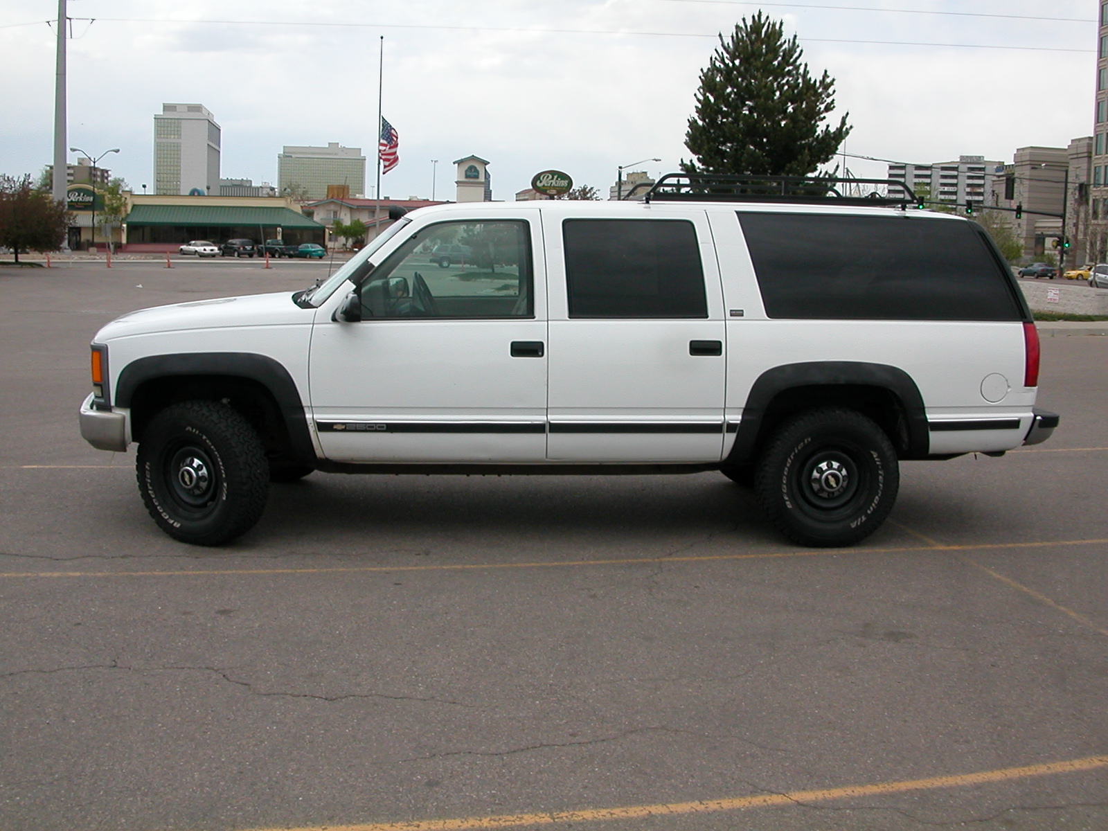 Chevrolet Suburban 1994