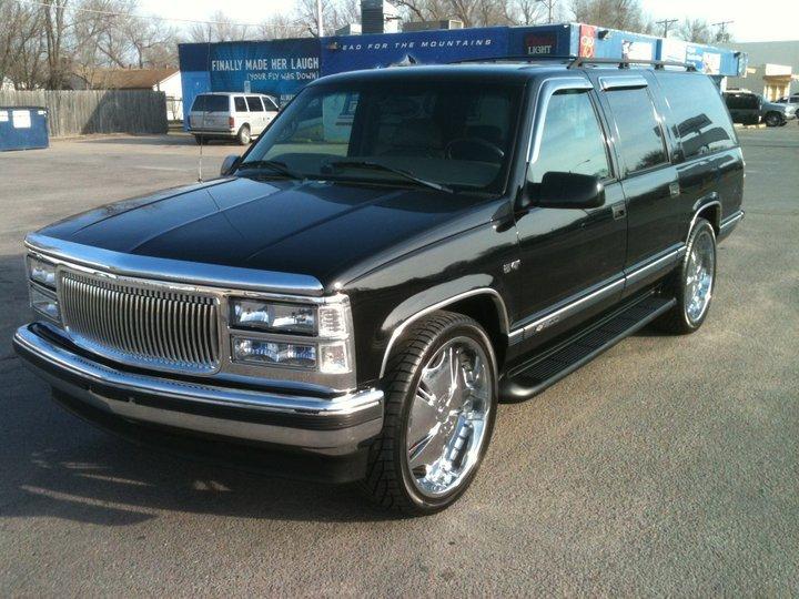 Chevrolet Suburban 1999