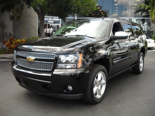 Chevrolet Suburban 2008
