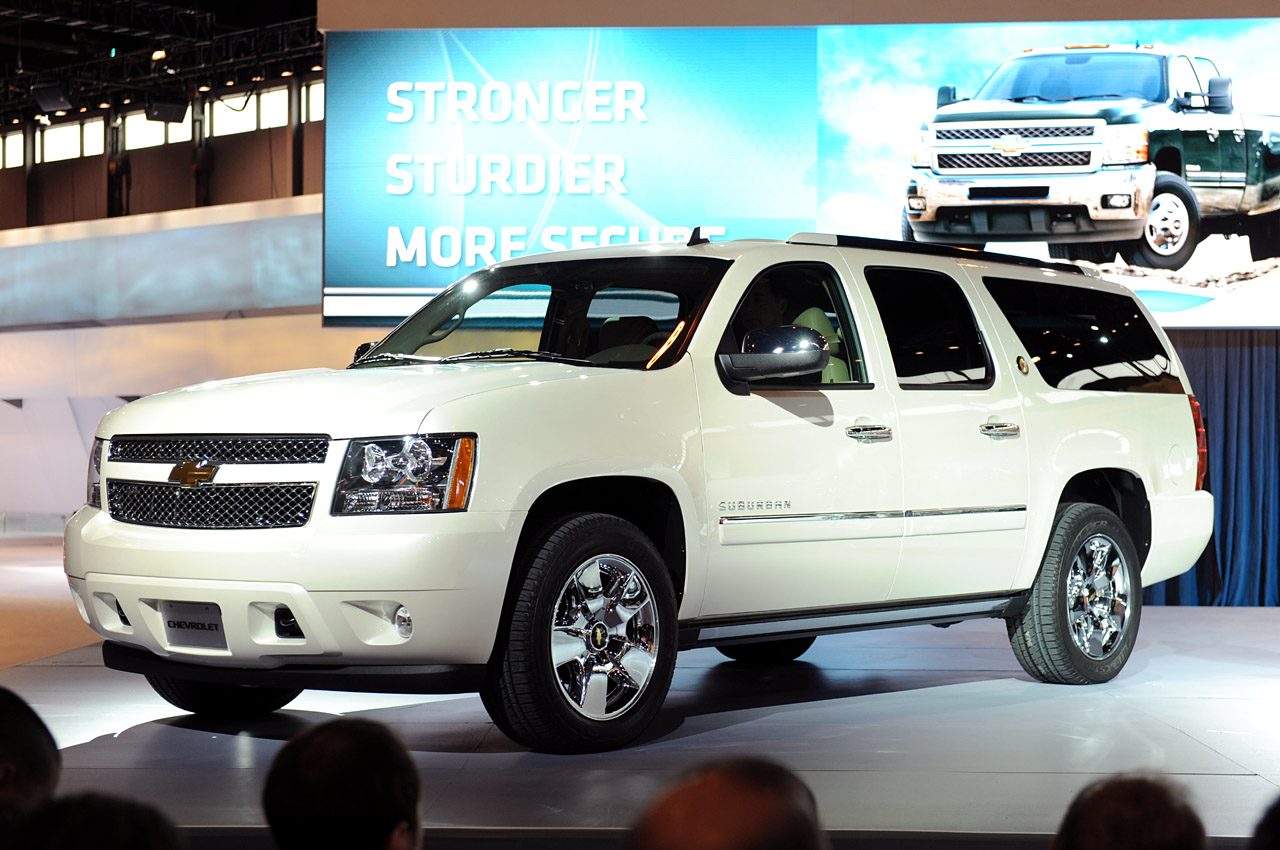 Chevrolet Suburban 2013