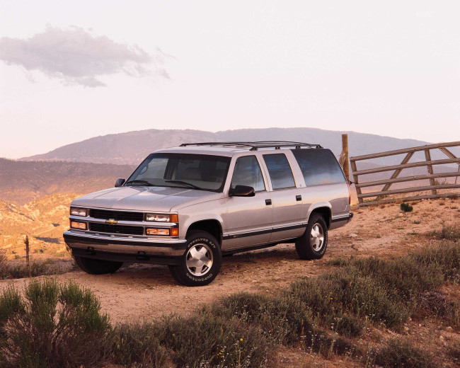 Chevrolet Suburban 5.7