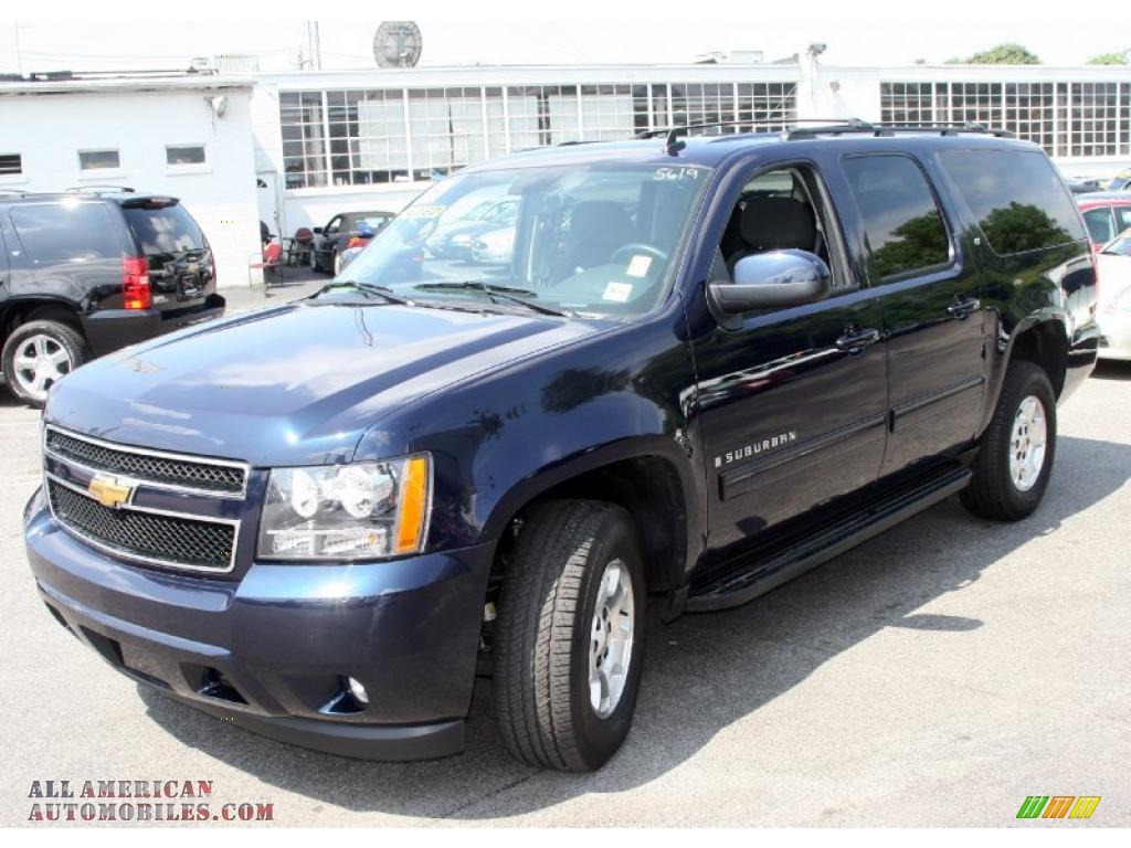 Chevrolet Suburban Blue