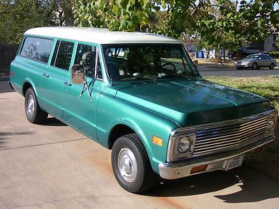 Chevrolet Suburban C10 Photo Gallery #11/11