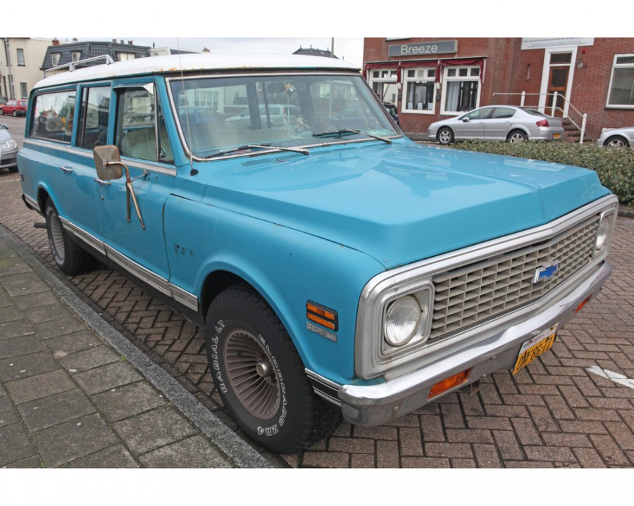 Chevrolet Suburban C10