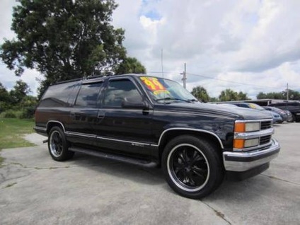 Chevrolet Suburban C1500