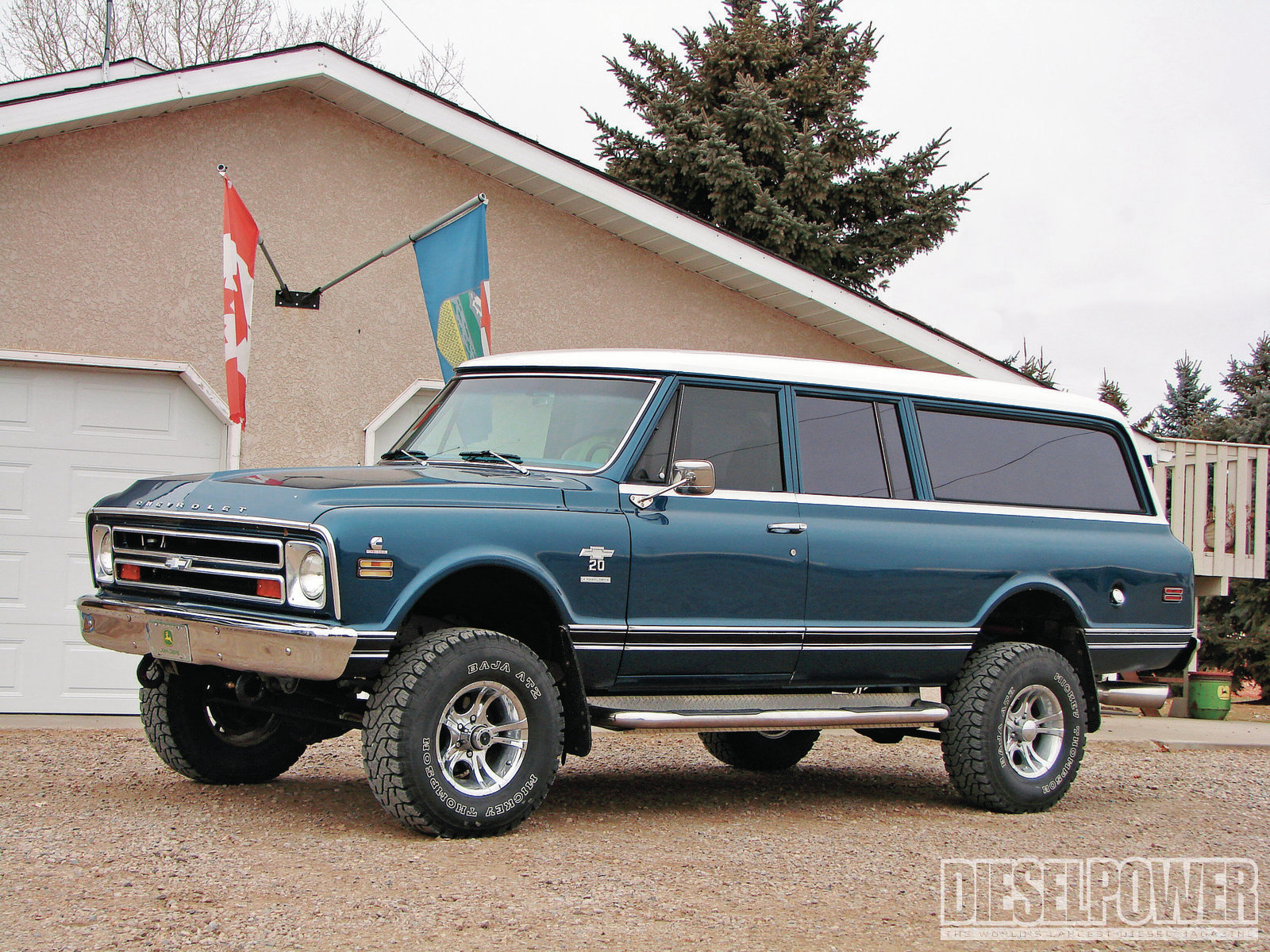 Chevrolet Suburban Classic