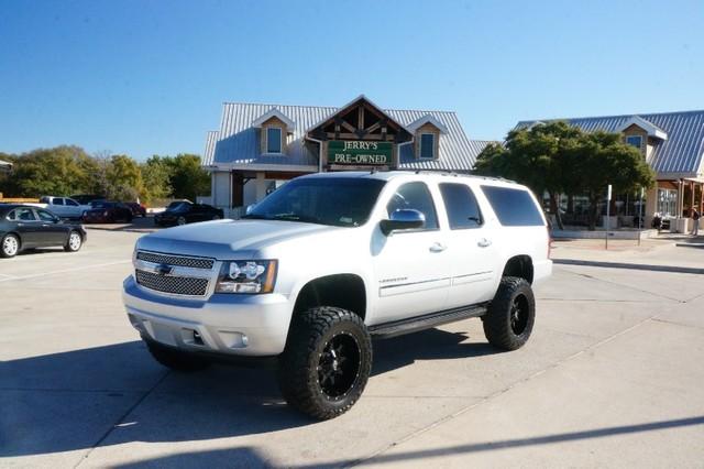 Chevrolet Suburban Lifted