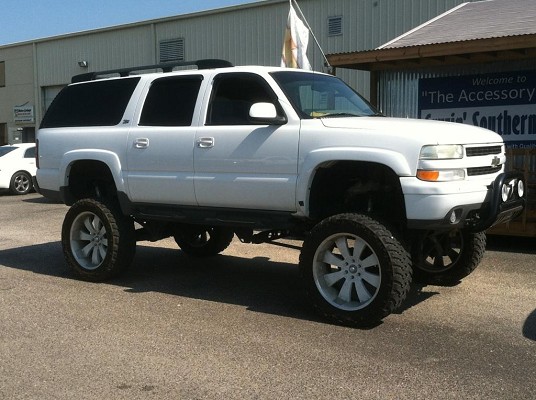 Chevrolet Suburban Lifted