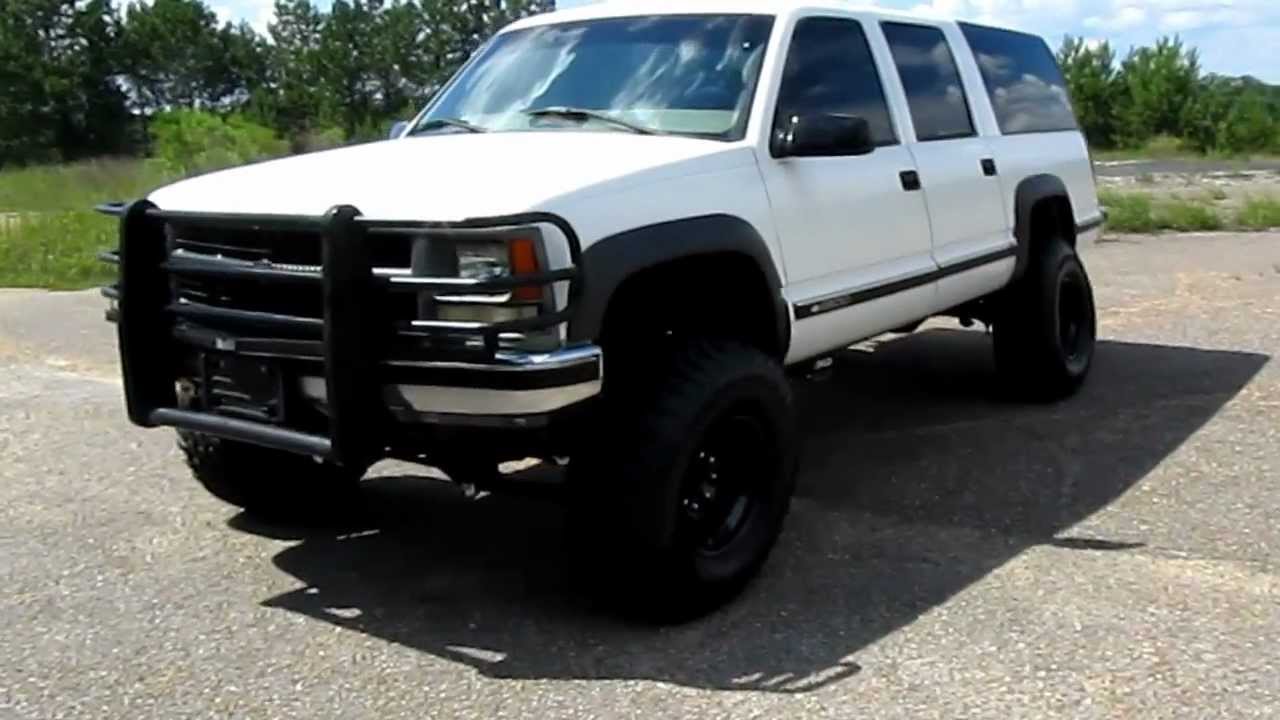 Chevrolet Suburban Lifted