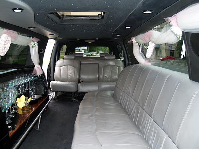 Chevrolet Suburban Limousine
